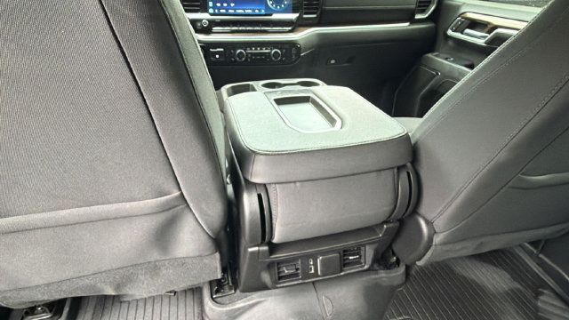 Used 2024 Chevrolet Silverado 2500 LT AWD/4WD image 20