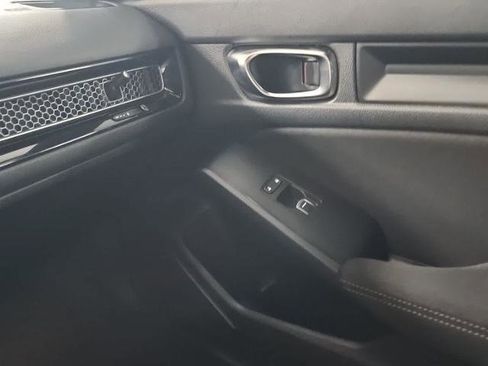 Used 2023 Honda Civic Sport image 30