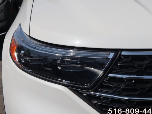 Used 2023 Ford Explorer XLT w/ Equipment Group 202A AWD/4WD image 8