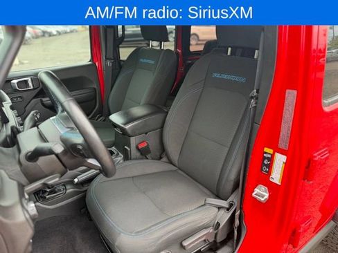 Used 2021 Jeep Wrangler Unlimited Rubicon 4xe w/ Cold Weather Group AWD/4WD image 18