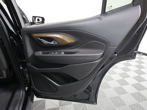 Used 2019 GMC Terrain SLE w/ LPO, Cargo Package image 22