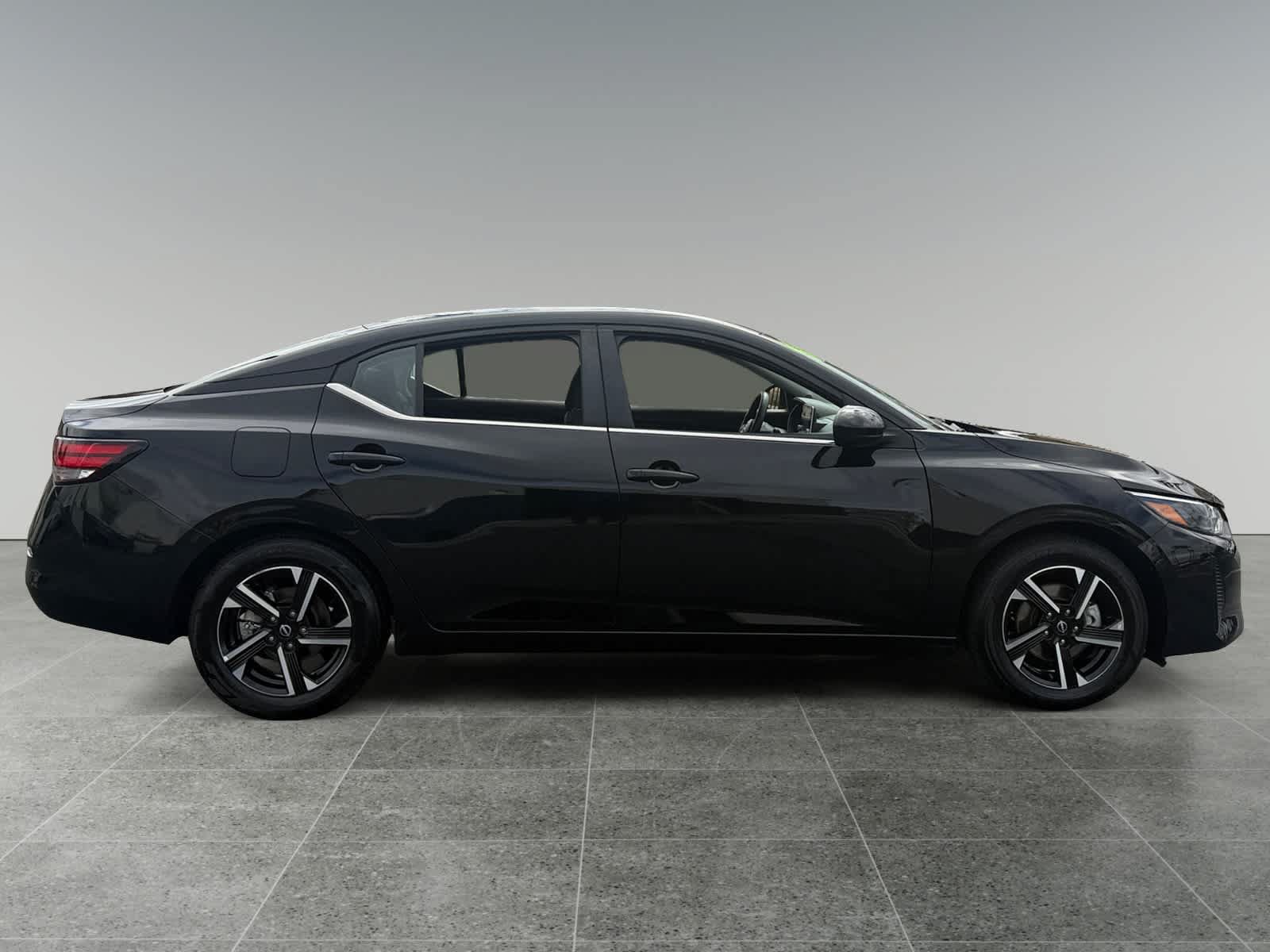 Used 2024 Nissan Sentra SV FWD image 6