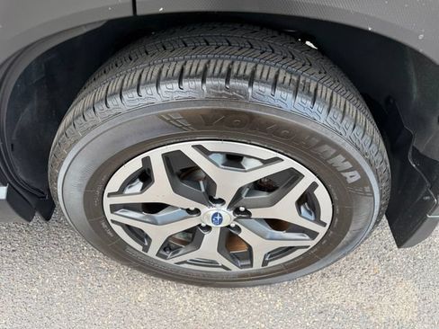 Used 2019 Subaru Forester Premium w/ Popular Package #1 AWD/4WD image 14
