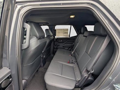 New 2025 Toyota 4Runner Limited image 11