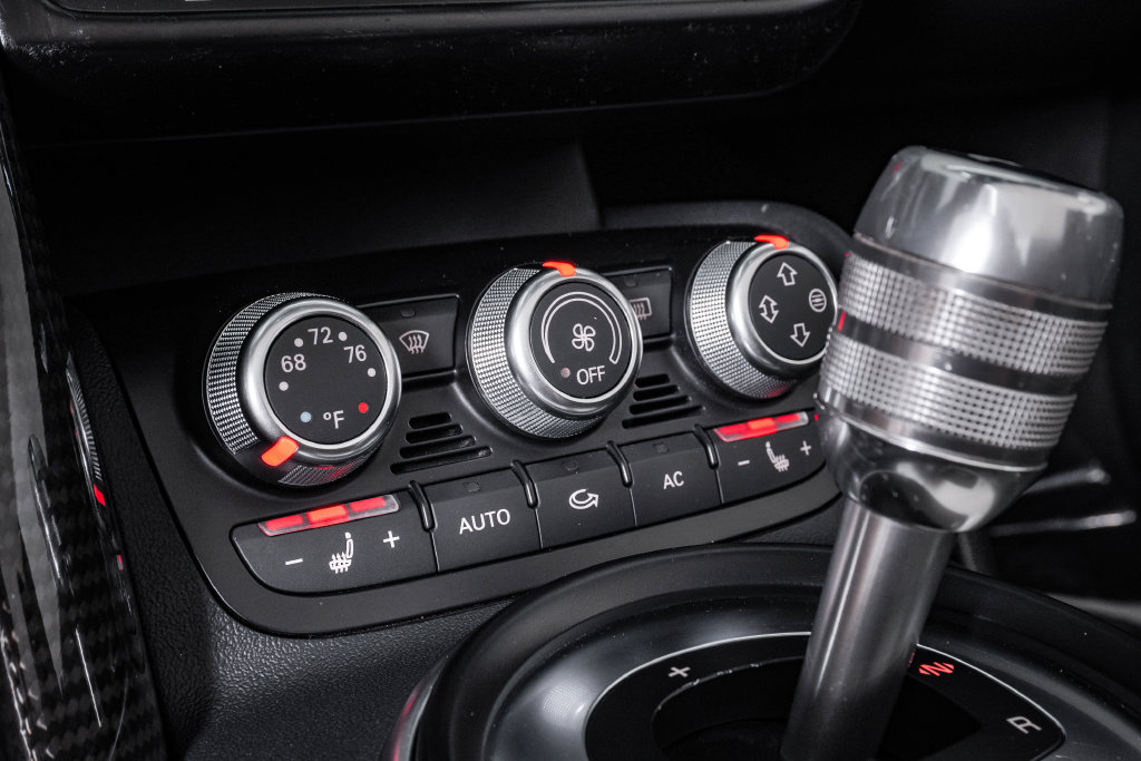 Used 2012 Audi R8 V8 AWD/4WD image 27