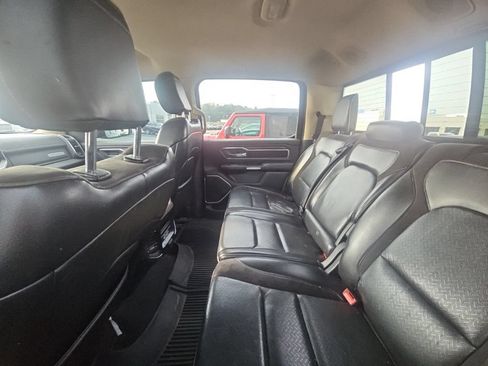 Used 2019 RAM 1500 Laramie AWD/4WD image 9