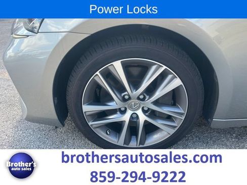 Used 2018 Lexus IS 300 w/ Accessory Package 2 RWD image 15