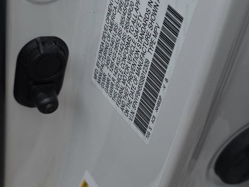 Used 2025 Honda Passport EX-L image 25