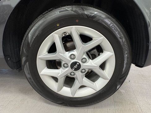 Used 2025 Kia Soul LX w/ LX Technology Package image 33