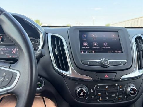 Used 2021 Chevrolet Equinox LT FWD image 23