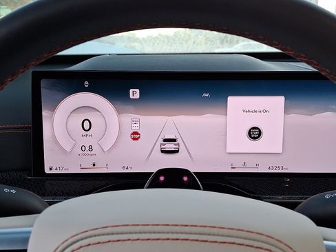 Certified 2025 Genesis GV80 3.5T e-SC AWD/4WD image 24
