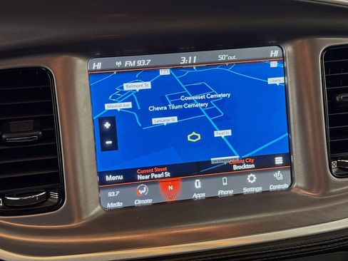 Used 2022 Dodge Charger GT w/ Plus Group image 2