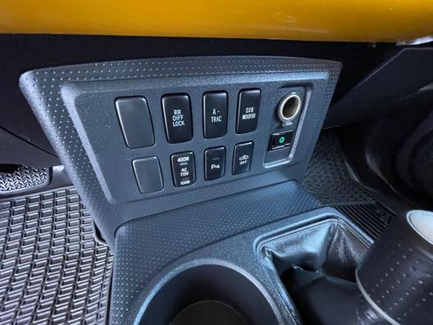 Used 2007 Toyota FJ Cruiser 4WD image 20