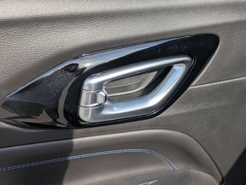 New 2026 Jeep Compass Latitude AWD/4WD image 25