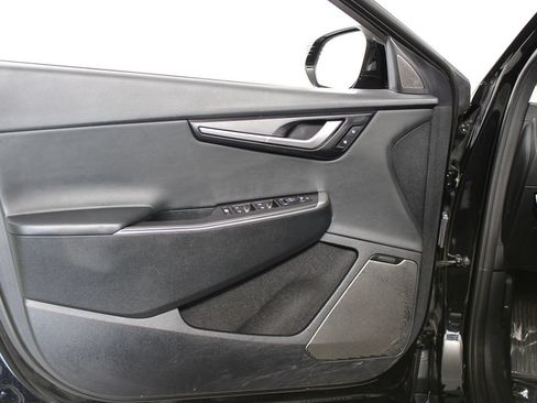 Used 2023 Kia EV6 Wind w/ Wind Technology Package RWD image 7