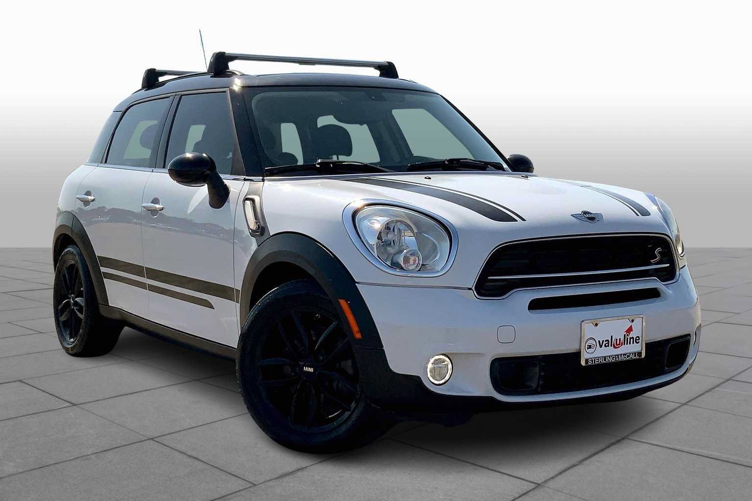 Used 2016 MINI Cooper Countryman S FWD image 3