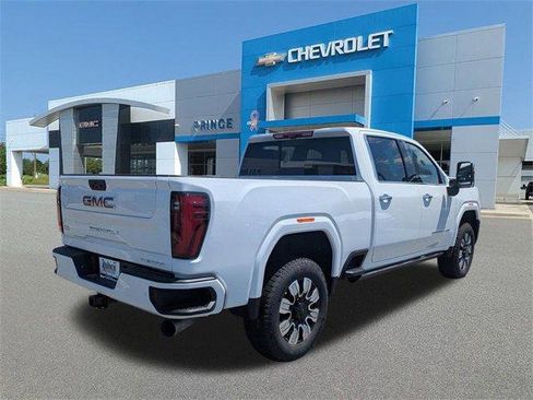 New 2025 GMC Sierra 2500 Denali w/ Denali Reserve Package image 6