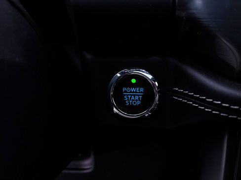 Used 2023 Ford F150 Lightning Platinum AWD/4WD image 32