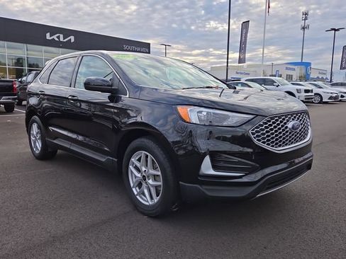 Used 2024 Ford Edge SEL image 7