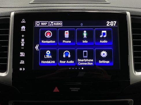 Used 2017 Honda Pilot Touring image 23