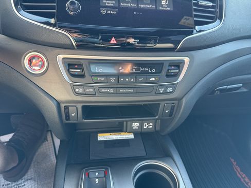 Used 2022 Honda Passport TrailSport image 22