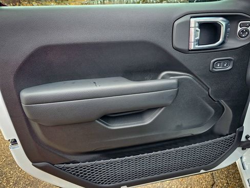 New 2026 Jeep Wrangler Sport S image 9