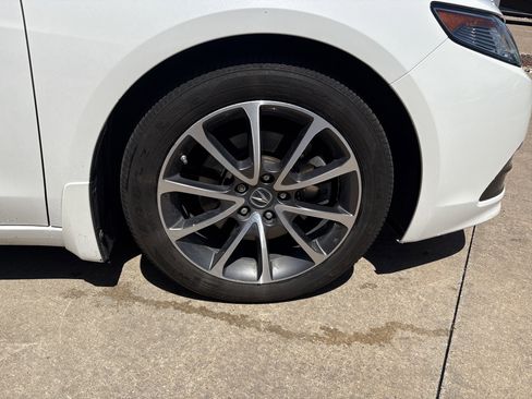 Used 2015 Acura TLX V6 w/ Technology Package FWD image 13