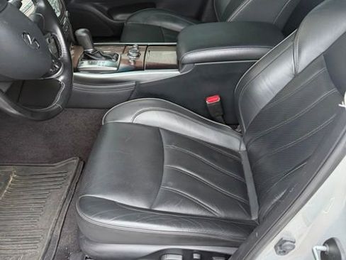Used 2019 INFINITI Q70 L 3.7 AWD/4WD image 8