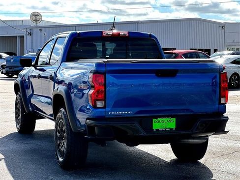 Used 2023 Chevrolet Colorado Trail Boss image 6