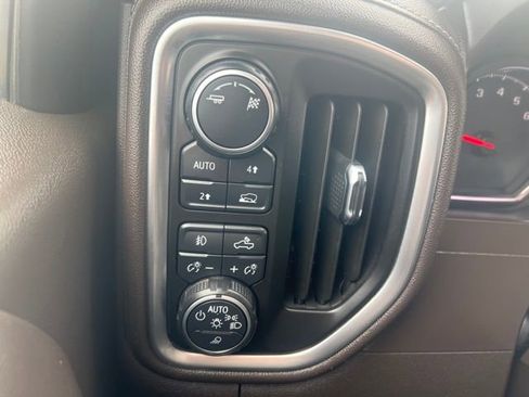 Used 2019 Chevrolet Silverado 1500 LTZ w/ LTZ Convenience Package image 34