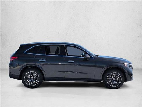 Used 2026 Mercedes-Benz GLC 350e 4MATIC image 4