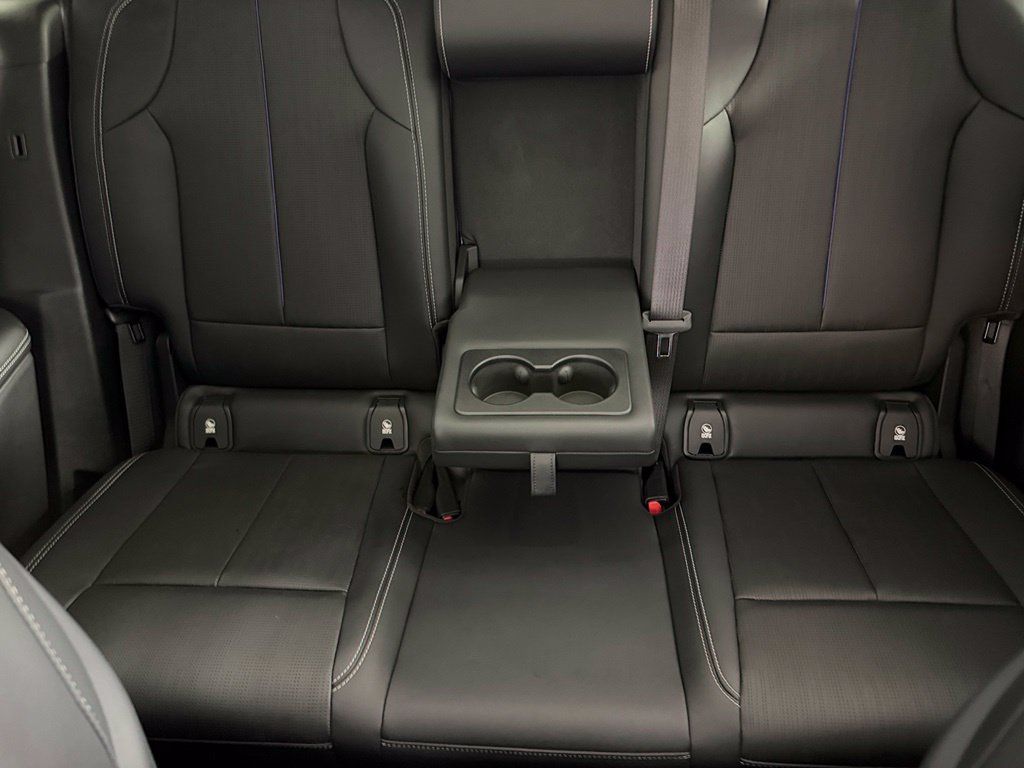 Used 2024 Cadillac Lyriq Sport RWD image 18