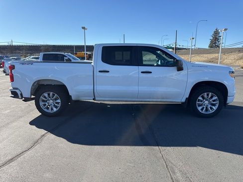 Certified 2022 Chevrolet Silverado 1500 Custom AWD/4WD image 8