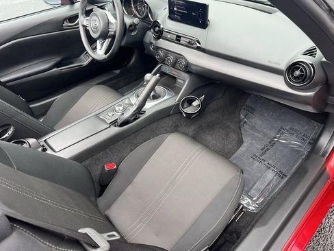 Used 2024 MAZDA MX-5 Miata Sport image 22