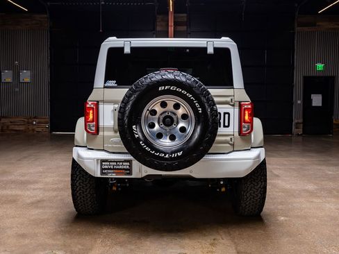Used 2026 Ford Bronco Heritage Edition AWD/4WD image 8