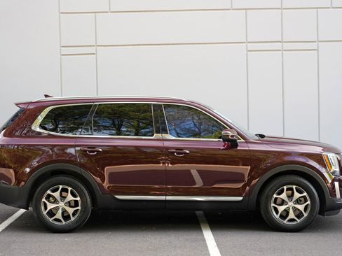 Used 2020 Kia Telluride EX AWD/4WD image 55