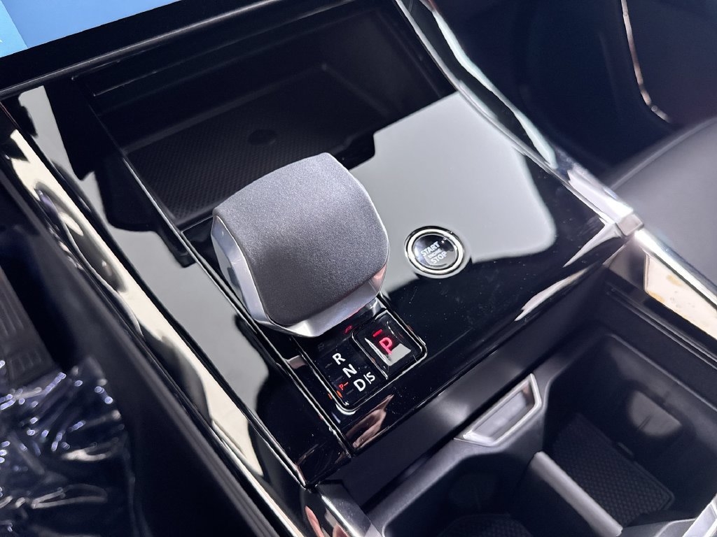 New 2026 Land Rover Range Rover Sport Dynamic SE AWD/4WD image 19