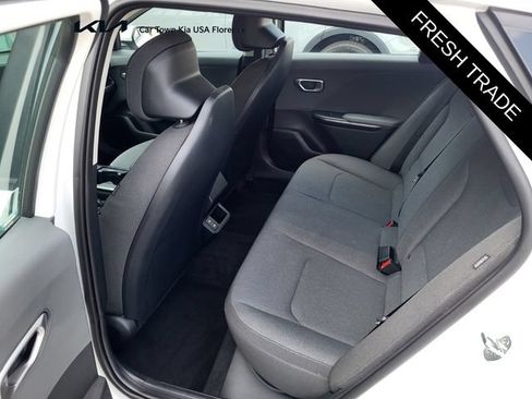 Certified 2025 Kia K4 FWD image 12