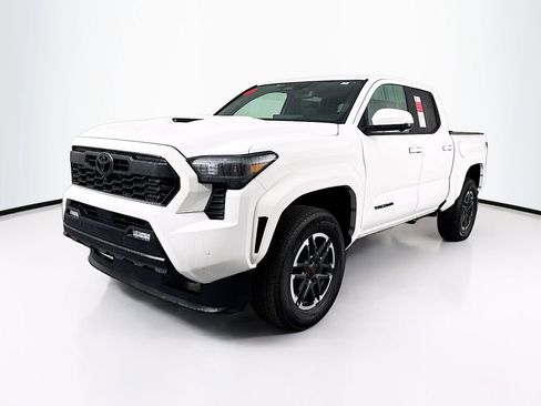 New 2026 Toyota Tacoma TRD Sport RWD image 3