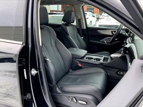 Certified 2025 Acura MDX SH-AWD w/ Technology Package image 6