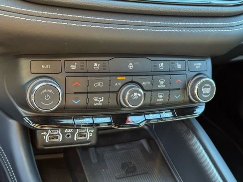 Used 2023 Dodge Durango SRT Hellcat w/ Trailer Tow Group IV image 32