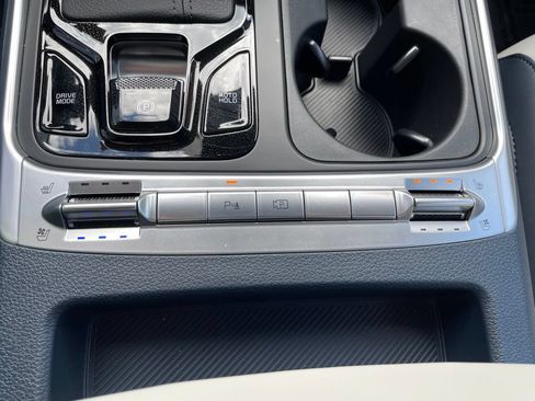 New 2026 Kia Carnival SX Prestige FWD image 23