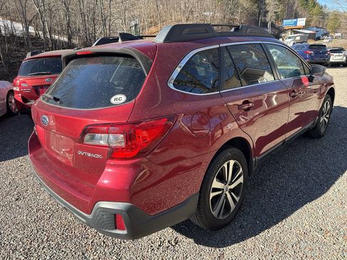 Used 2018 Subaru Outback 2.5i Limited image 5