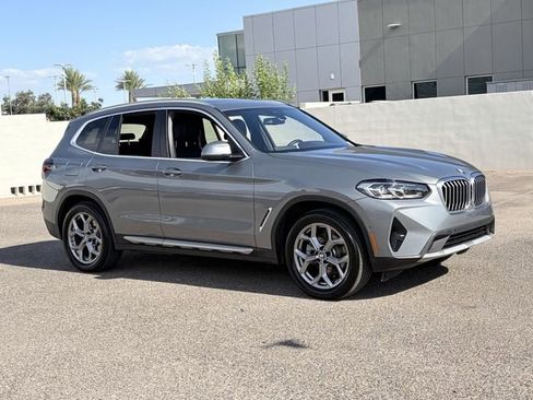 Used 2024 BMW X3 sDrive30i w/ Convenience Package RWD image 3