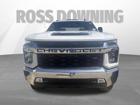 Used 2022 Chevrolet Silverado 2500 LT w/ Convenience Package AWD/4WD image 2