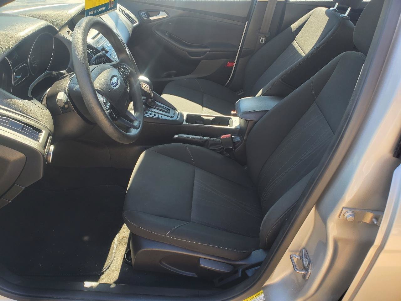 Used 2015 Ford Focus SE FWD image 14