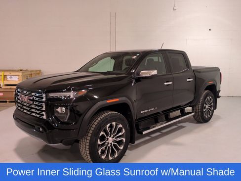 Used 2023 GMC Canyon Denali AWD/4WD image 7