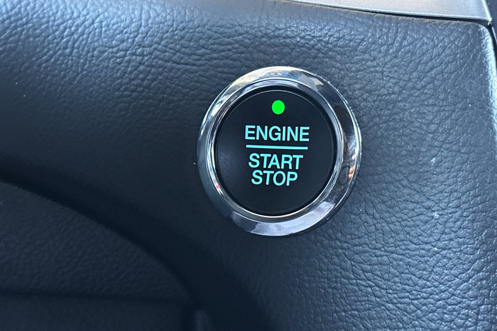 Certified 2023 Ford Edge ST-Line AWD/4WD image 21
