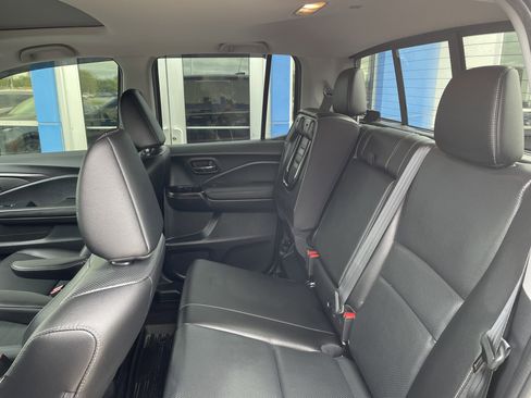 Certified 2023 Honda Ridgeline RTL image 10