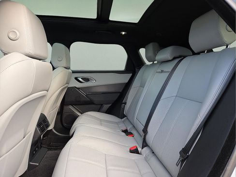 Used 2024 Land Rover Range Rover Velar Dynamic SE image 10